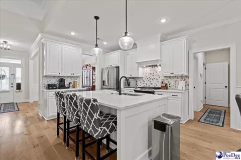1017 Faison Dr, Florence, SC 29501 photo 3