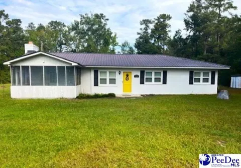 1432 Twin Lakes Rd, Cades, SC 29518