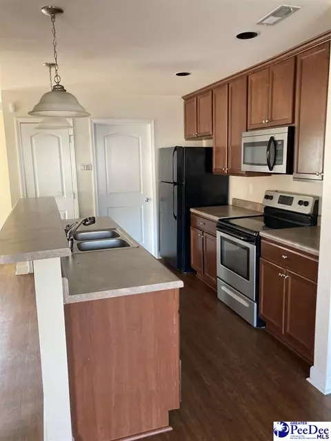 1619 A B C Gregg Ave, Florence, SC 29501 photo 3