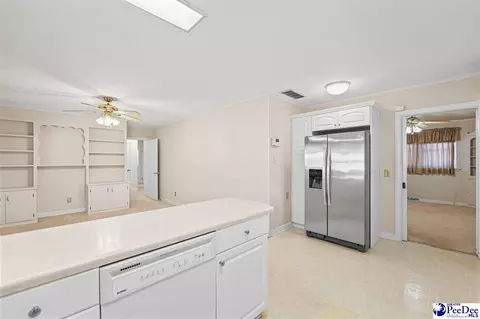 Kitchen - 2302 Hoffmeyer Rd, Florence, SC 29501 photo 4 of 4
