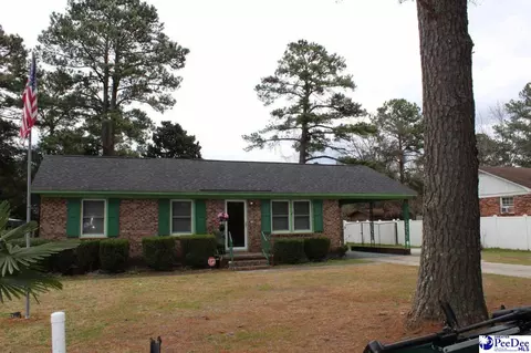Exterior - 1407 Aaron Cir, Florence, SC 29506 photo 2 of 4