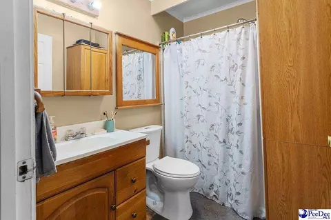 Bath - 151 E Pine Ave, Mcbee, SC 29101 photo 1 of 1