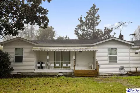 67 Harmon St, Hemingway, SC 29554