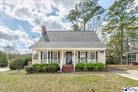 814 Old Woodlands Rd, Florence, SC 29505