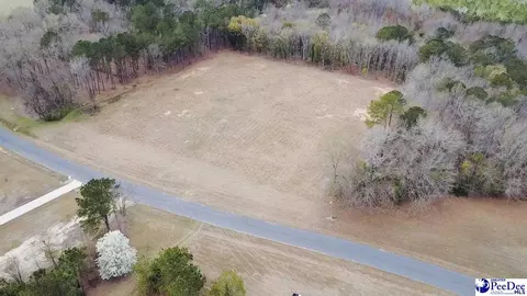 2441 Lazy Ln, Florence, SC 29505