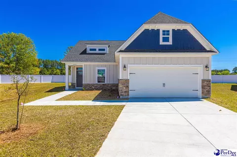 1202 Sanctuary Ln, Florence, SC 29501