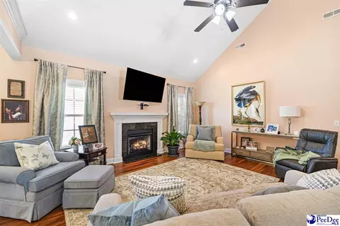 3606 Malabar St, Florence, SC 29501 photo 2