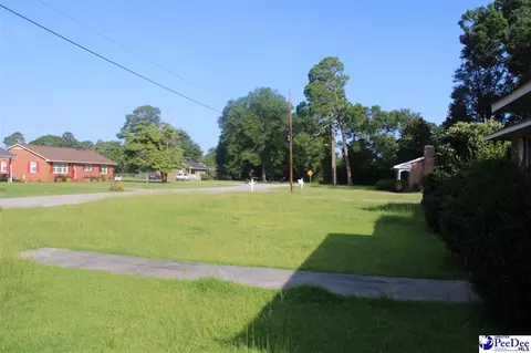 Exterior - 807 E Wilson St, Dillon, SC 29536 photo 1 of 3