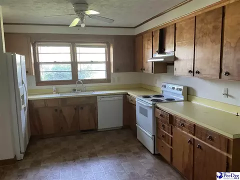 Kitchen - 807 E Wilson St, Dillon, SC 29536 photo 1 of 1