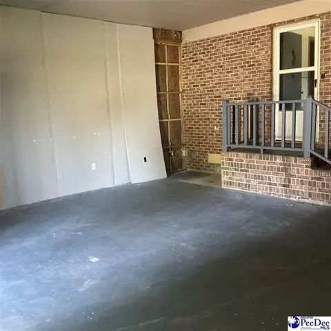 Exterior - 807 E Wilson St, Dillon, SC 29536 photo 3 of 3