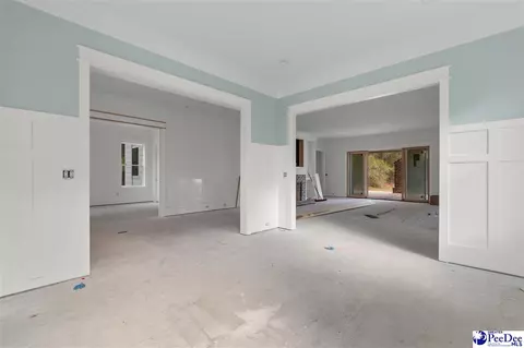 Living - 1185 Mclaughlin Rd, Effingham, SC 29541 photo 1 of 7