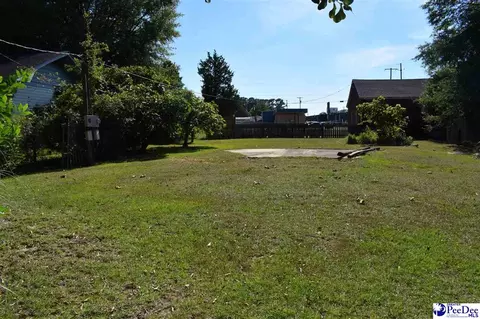 2416 W Delmae Dr, Florence, SC 29501