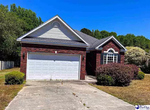 2130 Woodmore Cir, Florence, SC 29505