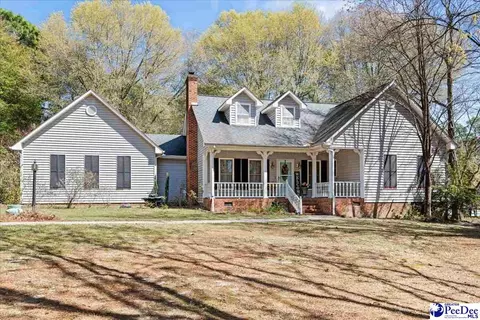 1253 Forest Dr, Hartsville, SC 29550