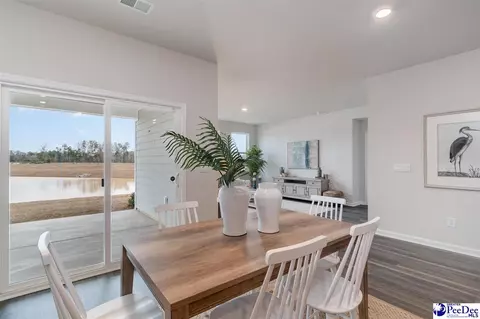 Dining - 3340 Royal Star Ln, Florence, SC 29501 photo 2 of 2