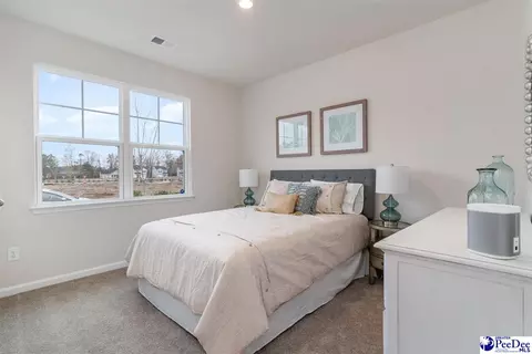 Bedroom - 3340 Royal Star Ln, Florence, SC 29501 photo 4 of 6