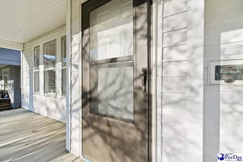 313 Park Ave, Florence, SC 29501 photo 3