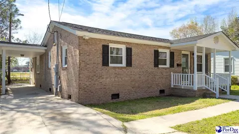 319 Floyd Ave, Lake City, SC 29560