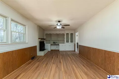 Living - 4211 Middendorf Rd, Hartsville, SC 29550 photo 1 of 3
