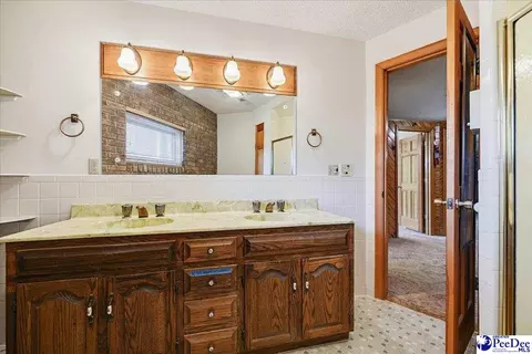 Bath - 25560 Hwy 151, Mcbee, SC 29101 photo 5 of 6