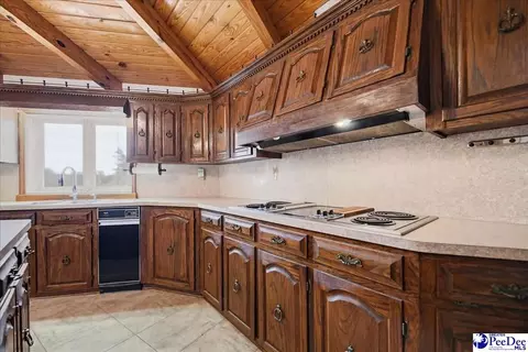 Kitchen - 25560 Hwy 151, Mcbee, SC 29101 photo 3 of 9