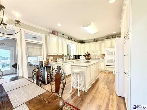 Kitchen - 701 Laurel Ln, Dillon, SC 29536 photo 8 of 8