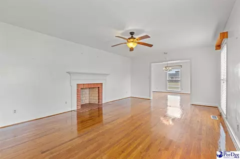 Living - 4218 Poole Loop, Mullins, SC 29574 photo 2 of 8