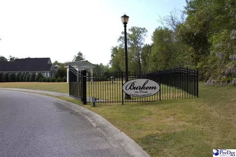 189 Pines Dr, Hartsville, SC 29550