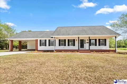 1104 Highland Dr, Mullins, SC 29574