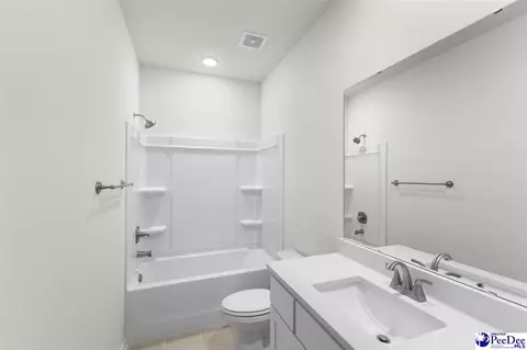 Bath - 1200 Summer Duck Loop, Florence, SC 29501 photo 3 of 3