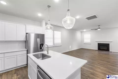Kitchen - 1200 Summer Duck Loop, Florence, SC 29501 photo 4 of 4