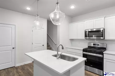 Kitchen - 1200 Summer Duck Loop, Florence, SC 29501 photo 3 of 4