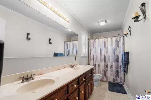 Bath - 289 Bullard Ford Rd, Hartsville, SC 29550 photo 1 of 2