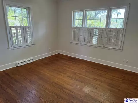 Living - 119 Patsy Ln, Cheraw, SC 29520 photo 5 of 5