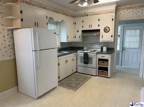 Kitchen - 119 Patsy Ln, Cheraw, SC 29520 photo 1 of 2