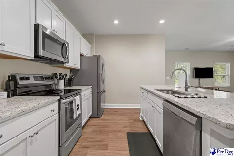 1423 Bourbon Dr, Florence, SC 29501 photo 22