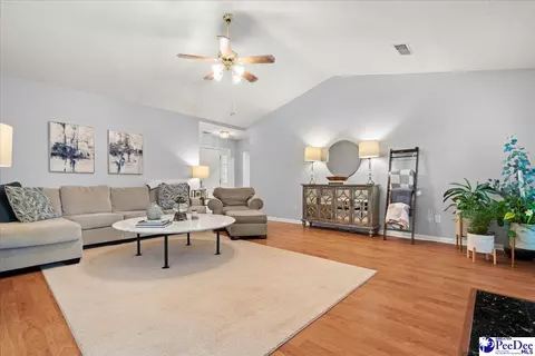 3824 Periwinkle Ln, Florence, SC 29501 photo 9