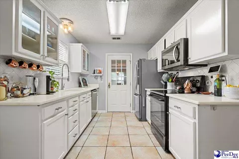 3824 Periwinkle Ln, Florence, SC 29501 photo 12