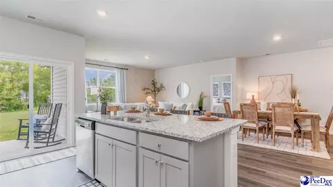 Kitchen - 2084 E Paces Trl, Darlington, SC 29532 photo 2 of 3