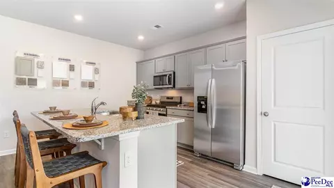 Kitchen - 2084 E Paces Trl, Darlington, SC 29532 photo 3 of 3