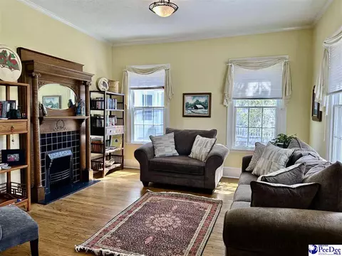 Living - 202 Willcox Ave, Marion, SC 29571 photo 1 of 3