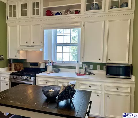 Kitchen - 202 Willcox Ave, Marion, SC 29571 photo 4 of 4