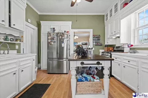 Kitchen - 202 Willcox Ave, Marion, SC 29571 photo 3 of 4