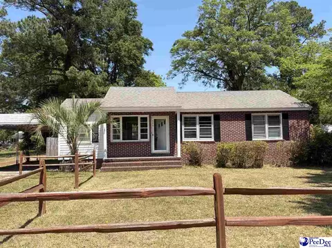 504 W Mullins St, Marion, SC 29571