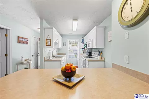 Kitchen - 3047 Combray Cir, Florence, SC 29501 photo 2 of 4