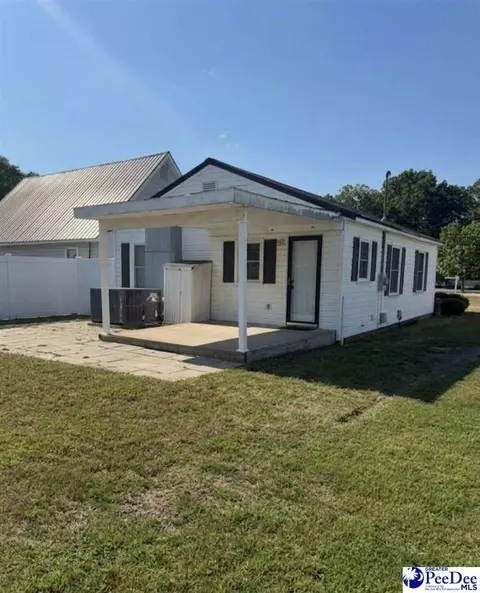 2526 Lester Rd, Dillon, SC 29536 photo 2
