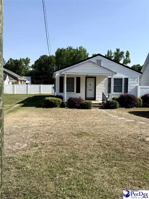 2526 Lester Rd, Dillon, SC 29536