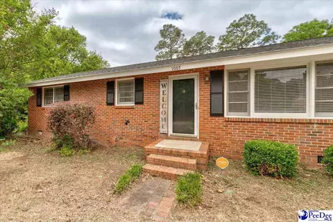 1007 Greenleaf Rd, Hartsville, SC 29550