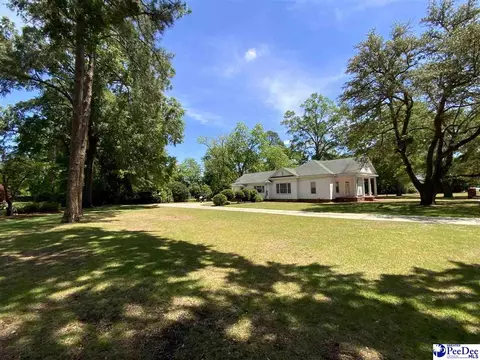 Exterior - 200 Ivey St, Clio, SC 29525 photo 2 of 6