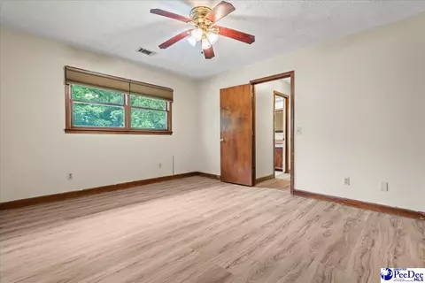 Bedroom - 1403 Pheasant Rd, Effingham, SC 29541 photo 4 of 7